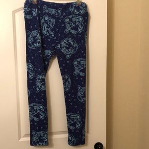Lularoe cat face print leggings. Like new, tall & curvy